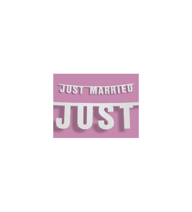 Dekoráció - "Just Married"  feliratú füzér