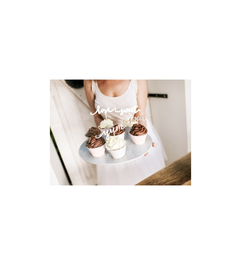 Cupcake muffinok - ezüst csíkos